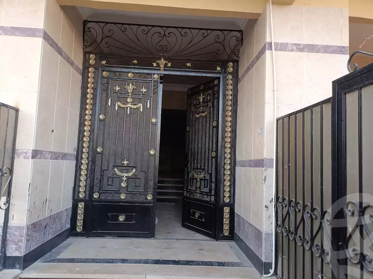 https://aqarmap.com.eg/ar/listing/6154014-for-sale-cairo-el-shorouk-lmntq-lwl-neighbourhood-1