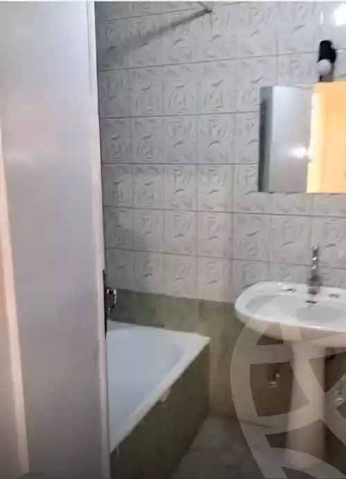 https://aqarmap.com.eg/ar/listing/6154782-for-rent-cairo-nasr-city-1st-zone-ahmed-kassim-gouda-st