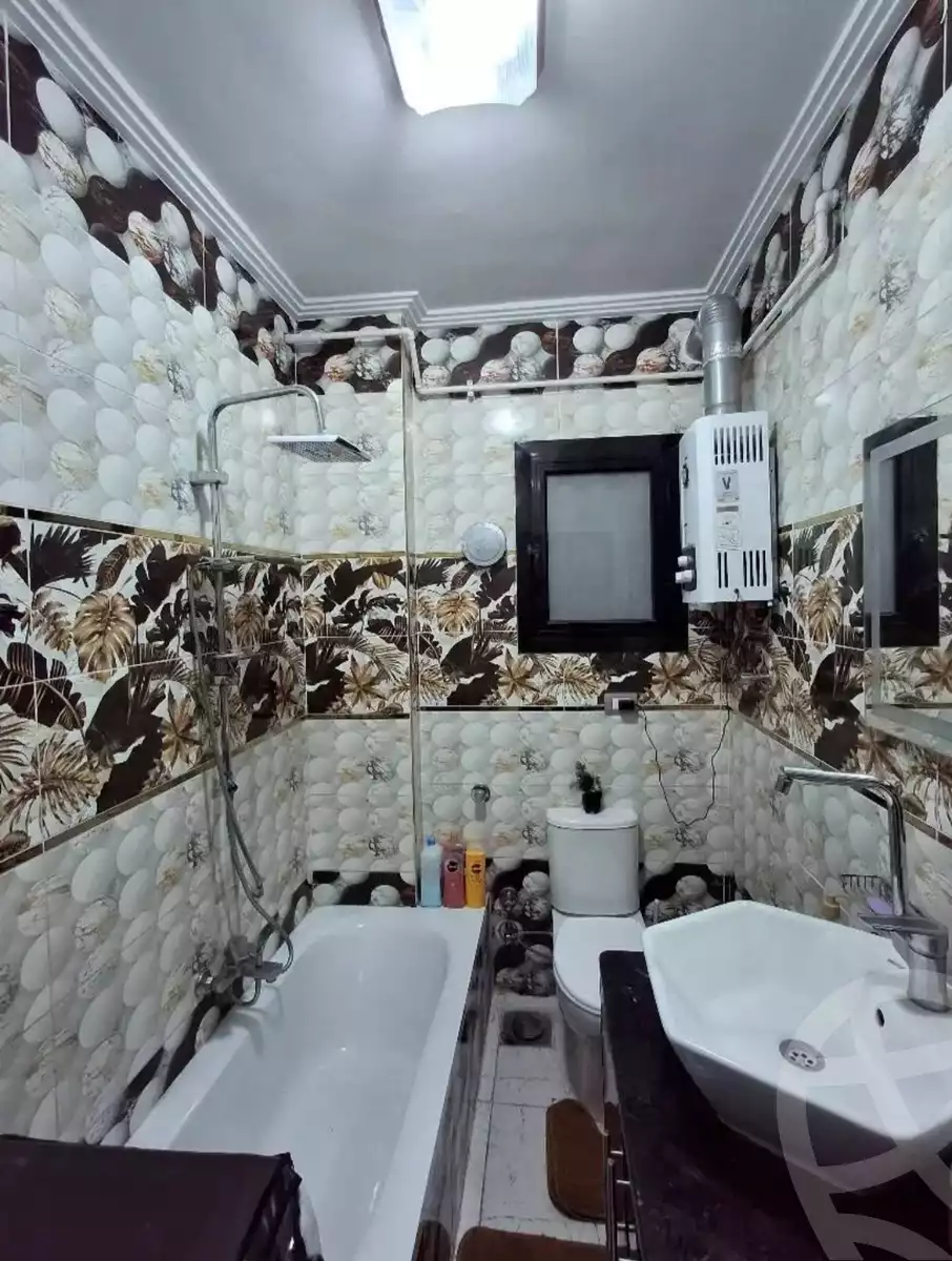 https://aqarmap.com.eg/ar/listing/6156152-for-sale-alexandria-miami-mahmoud-el-isawy-st