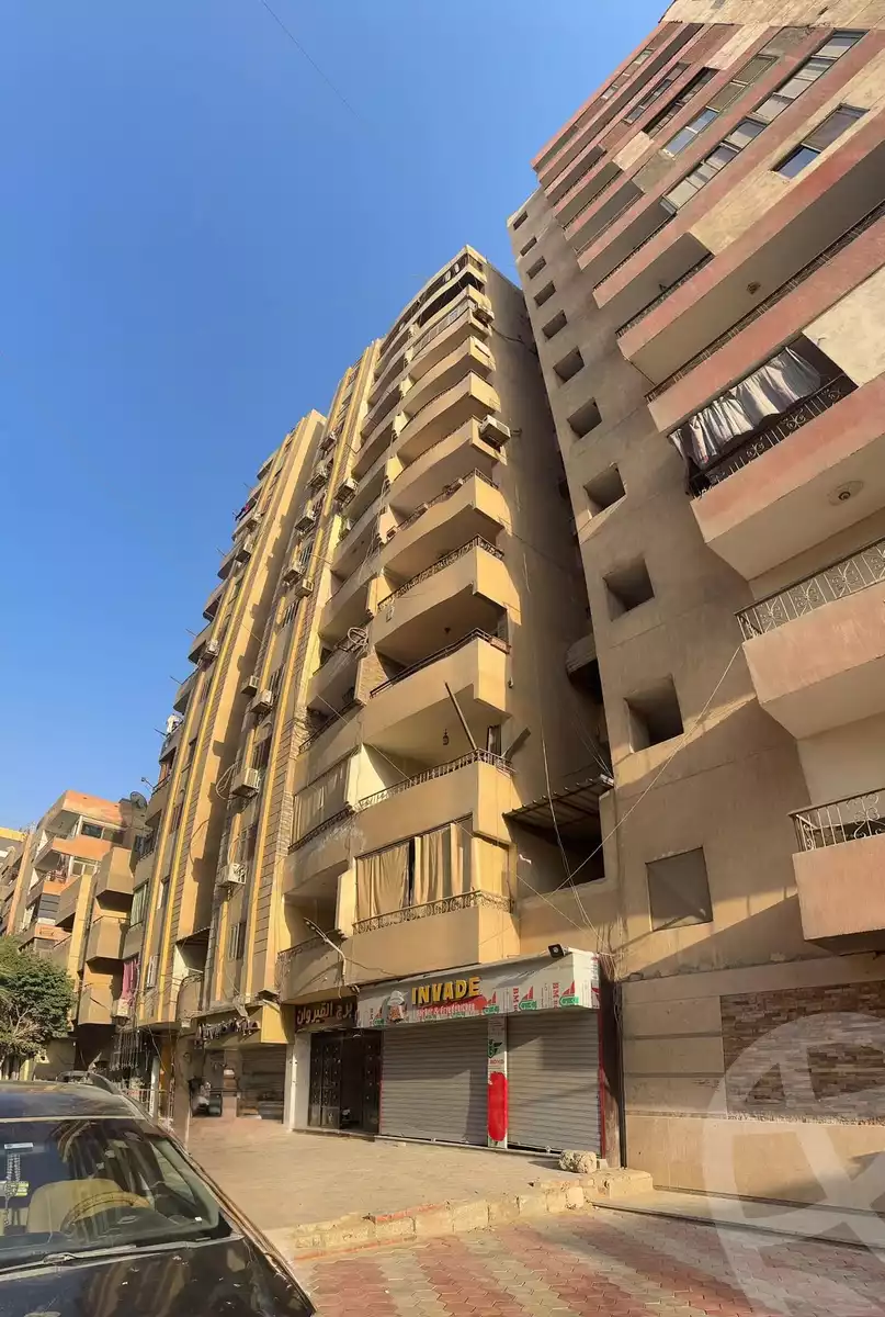 https://aqarmap.com.eg/en/listing/6156985-for-sale-cairo-helwan-helwan-el-sharkeya-saleh-sobhy-st
