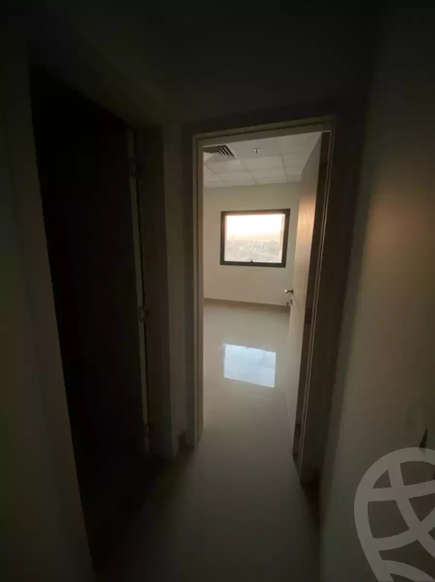 https://aqarmap.com.eg/ar/listing/6159933-for-sale-cairo-new-cairo-compounds-united-medical-center-–-umc