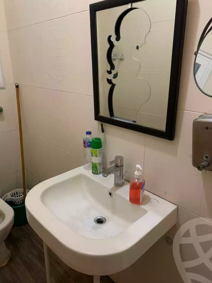 https://aqarmap.com.eg/ar/listing/6160257-for-rent-cairo-new-cairo-el-ahyaa-fourth-neighborhood-taha-huseein-st