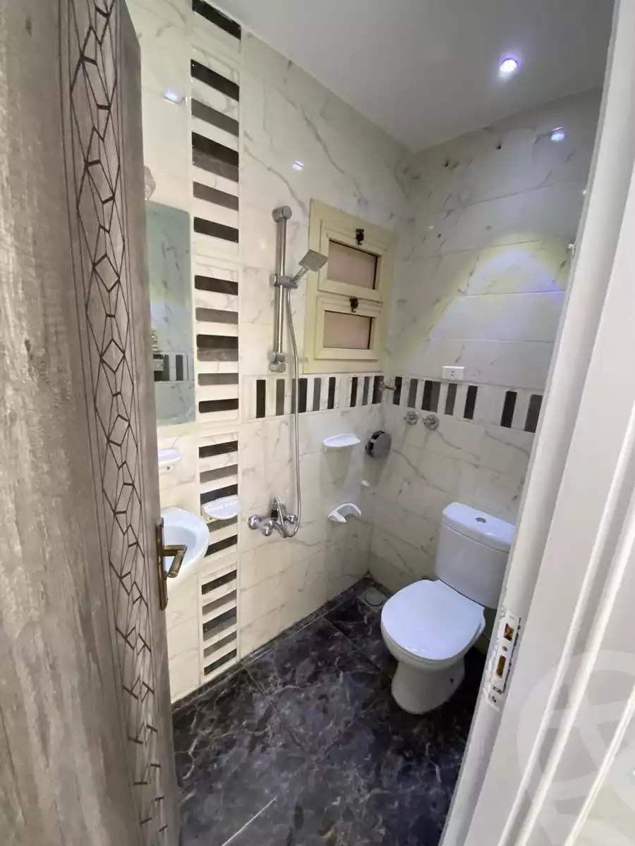 https://aqarmap.com.eg/ar/listing/6160590-for-sale-cairo-new-cairo-el-ahyaa-first-neighborhood-street-12