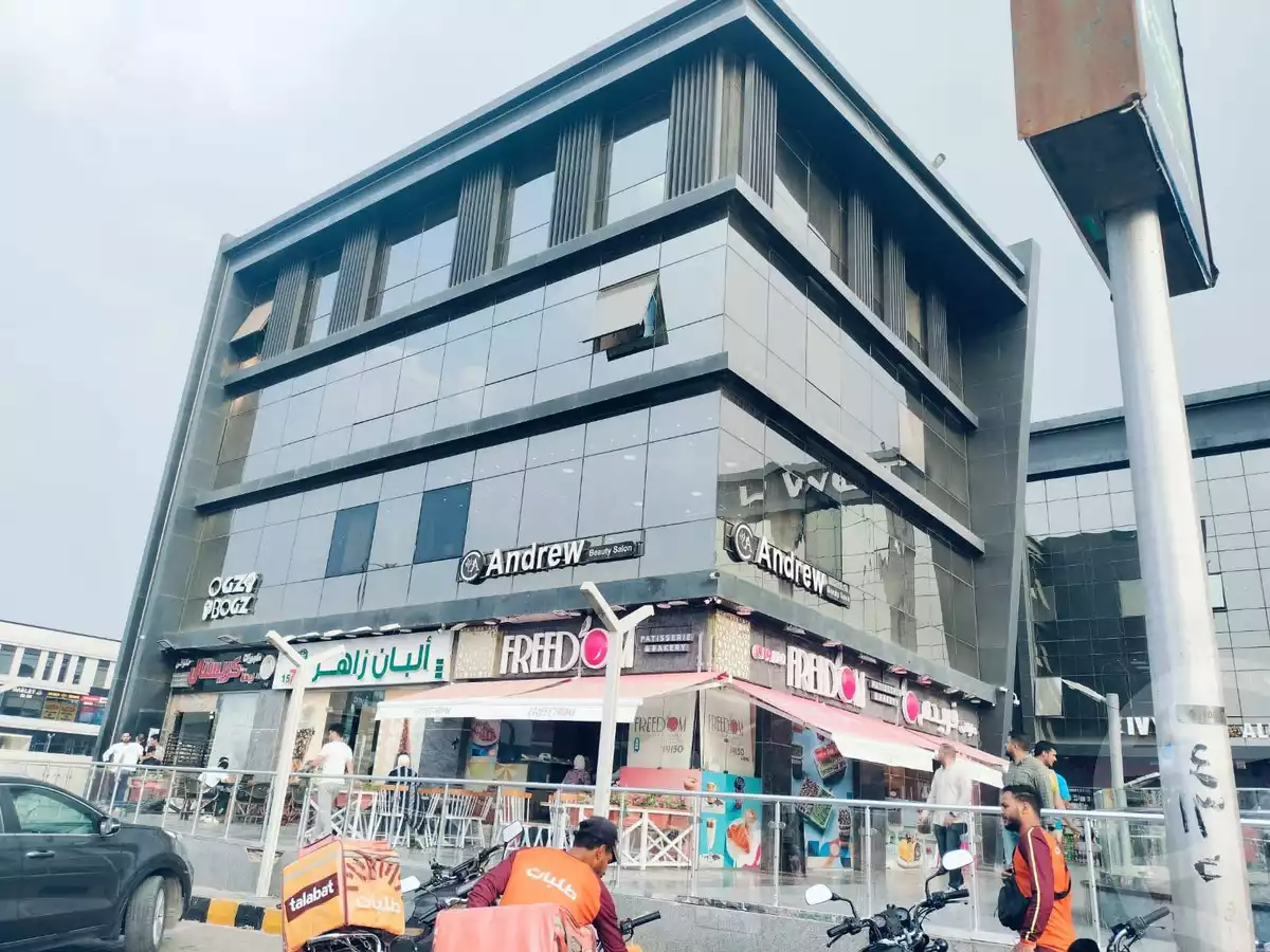 https://aqarmap.com.eg/en/listing/6163153-for-sale-cairo-el-shorouk-compounds-twn-sntr-mwl-lwtny-l-qry