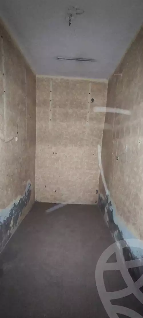 https://aqarmap.com.eg/ar/listing/6018777-for-rent-cairo-el-maadi-sarayat-el-maadi-ahmed-zaki-st