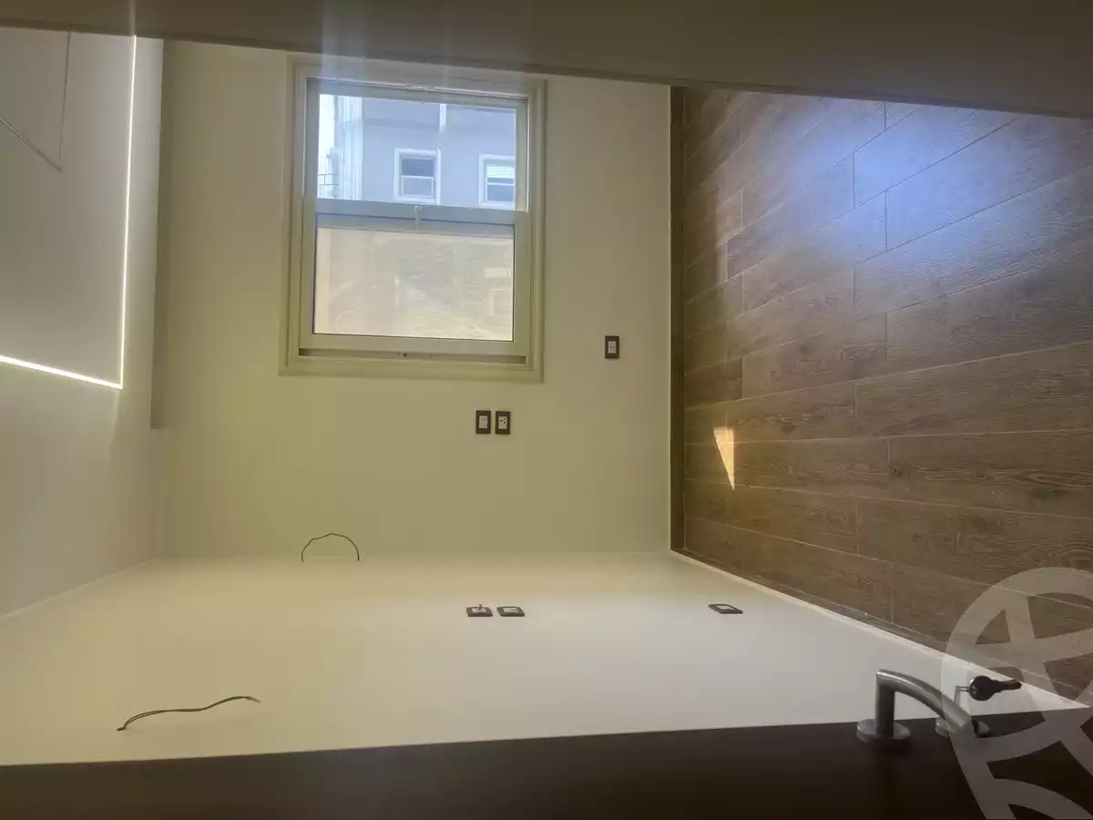 https://aqarmap.com.eg/ar/listing/6163684-for-rent-cairo-new-cairo-compounds-the-icon-gardens-compound-style-home
