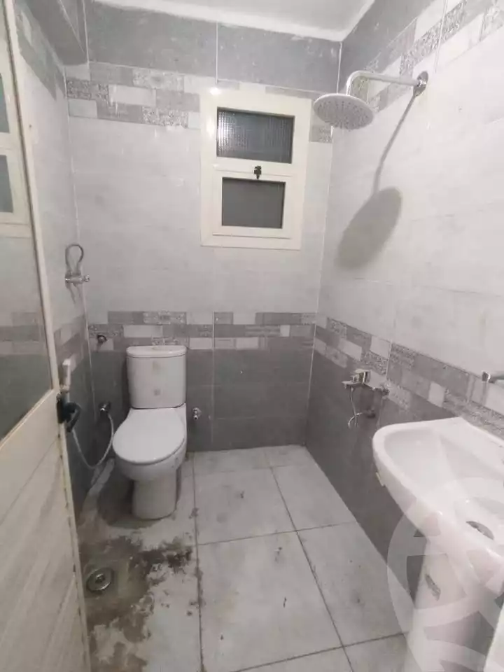 https://aqarmap.com.eg/en/listing/6163835-for-sale-qalyubia-shubra-el-khaima-om-bayoumi