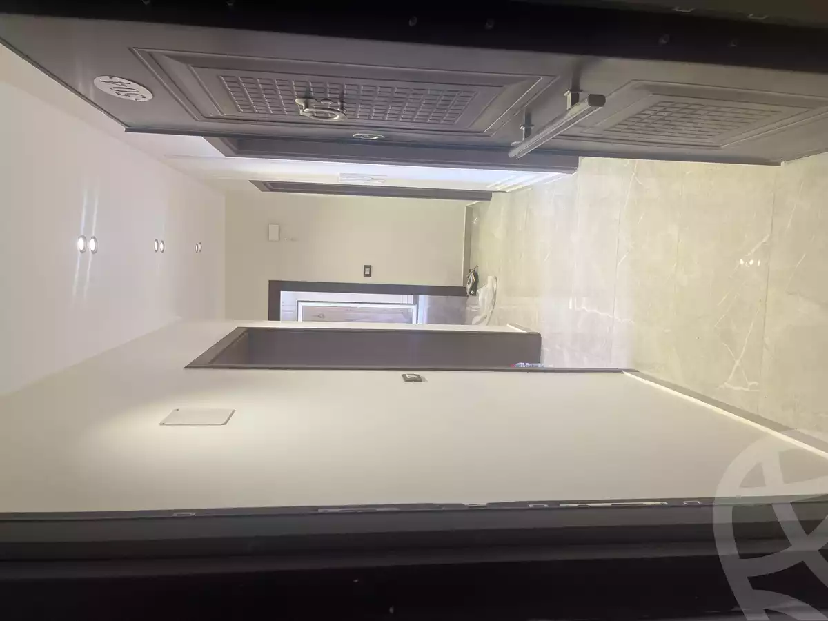 https://aqarmap.com.eg/ar/listing/6163684-for-rent-cairo-new-cairo-compounds-the-icon-gardens-compound-style-home