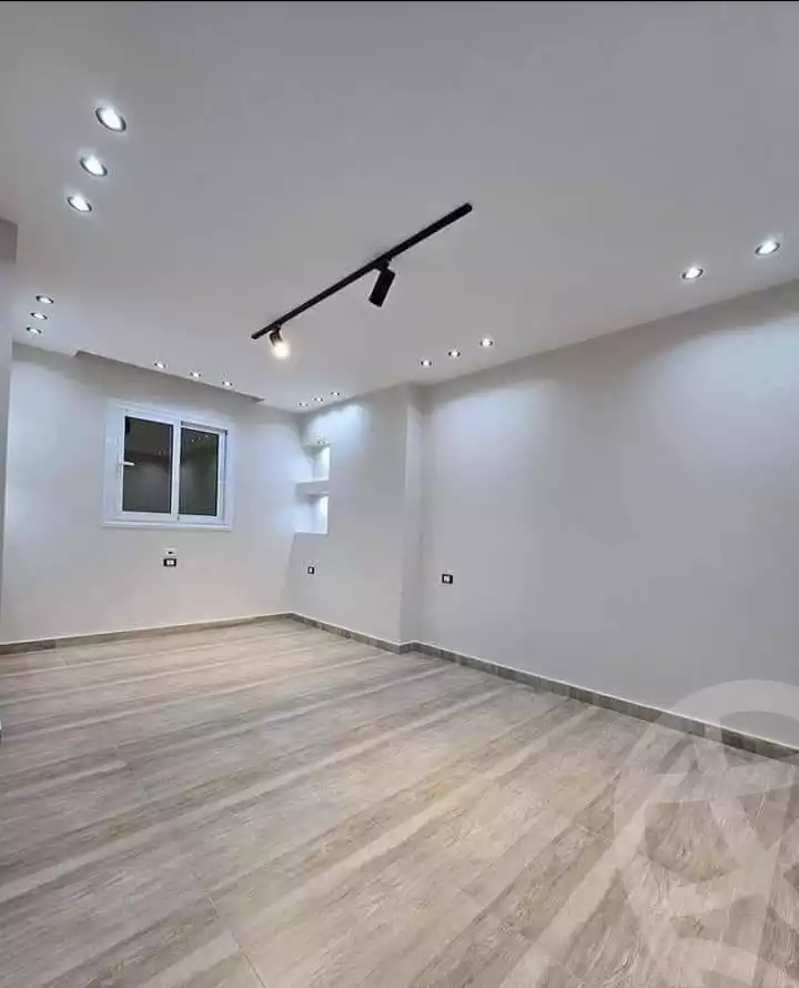 https://aqarmap.com.eg/ar/listing/6164248-for-rent-cairo-dokki-kwrnysh-lnyl