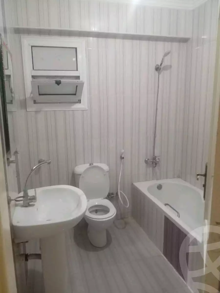 https://aqarmap.com.eg/en/listing/6164759-for-rent-alexandria-camp-cesar
