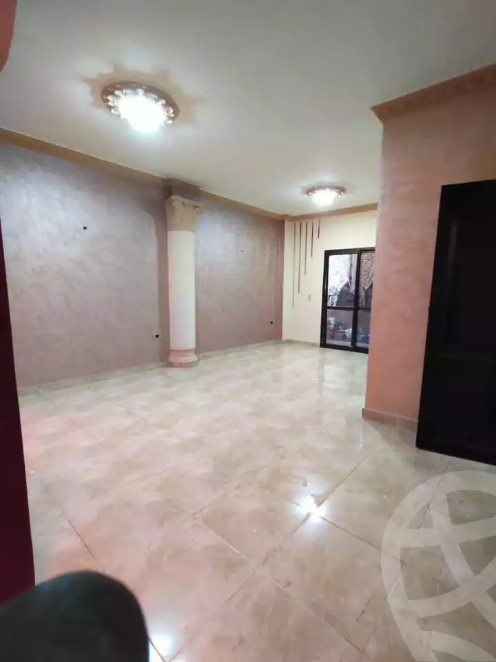 https://aqarmap.com.eg/en/listing/6164842-for-sale-qalyubia-shubra-el-khaima-om-bayoumi