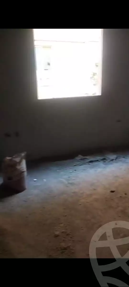 https://aqarmap.com.eg/ar/listing/6165808-for-sale-cairo-el-shorouk-lmntq-lthmn-neighbourhood-1