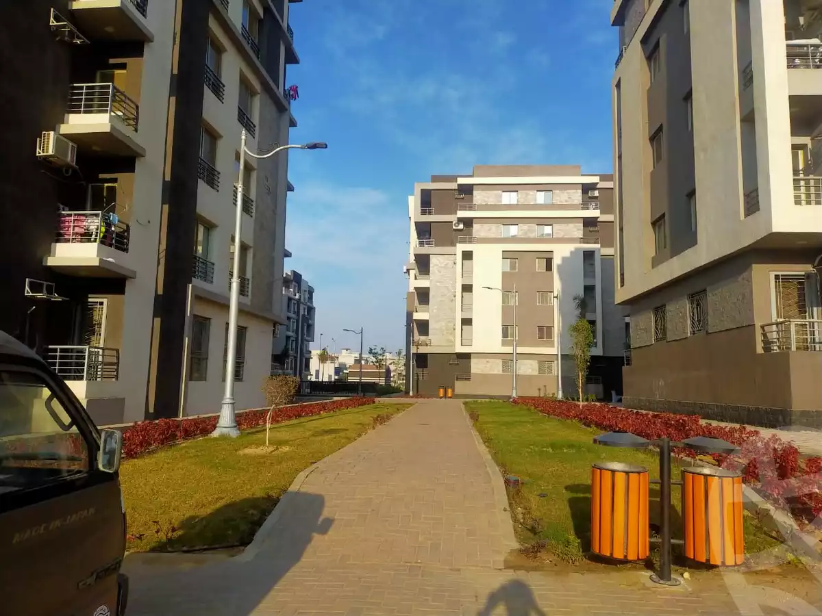 https://aqarmap.com.eg/ar/listing/6166158-for-rent-cairo-6th-of-october-compounds-jn-ktwbr