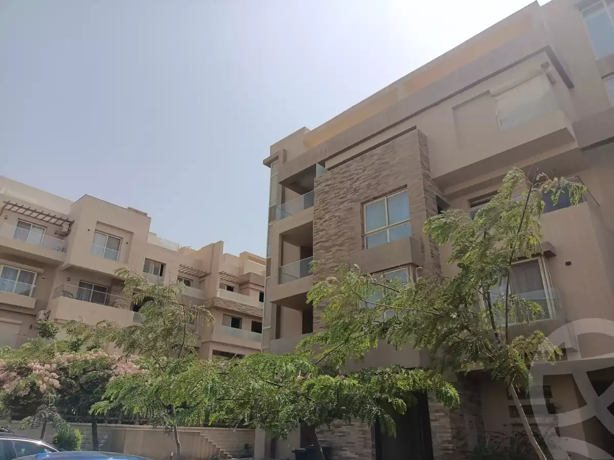 https://aqarmap.com.eg/en/listing/6166406-for-sale-cairo-6th-of-october-compounds-rayos