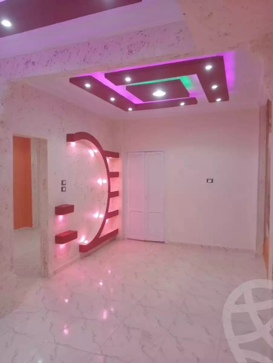 https://aqarmap.com.eg/ar/listing/6166927-for-sale-qalyubia-shubra-el-khaima-om-bayoumi