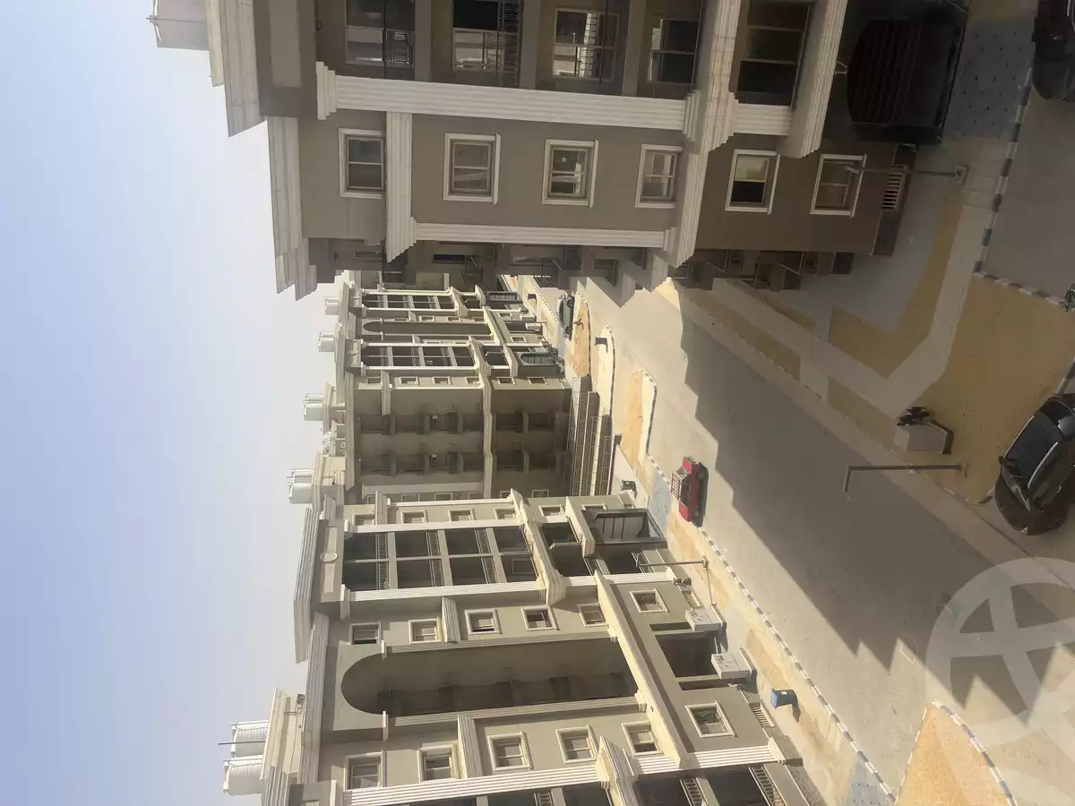 https://aqarmap.com.eg/en/listing/6169220-for-sale-cairo-new-cairo-compounds-the-icon-gardens-compound-style-home