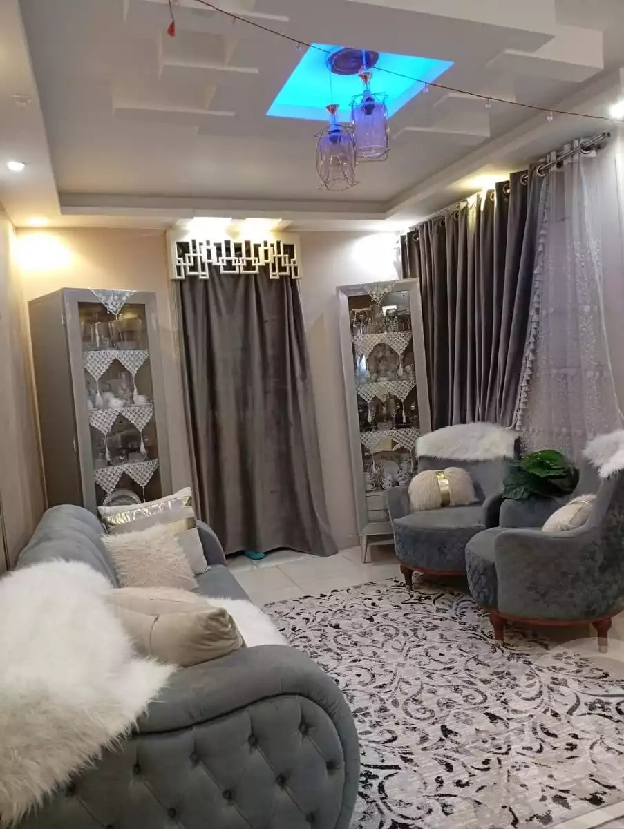 https://aqarmap.com.eg/en/listing/6169260-for-sale-cairo-helwan-hadayek-helwan-el-eshrein-st