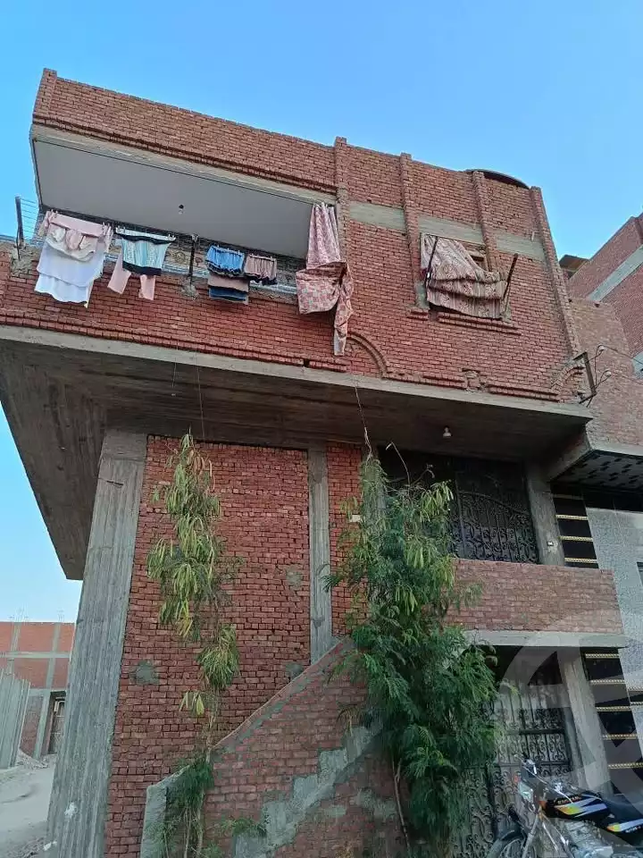 https://aqarmap.com.eg/en/listing/6169545-for-sale-qalyubia-qlioub-zawet-el-ngar