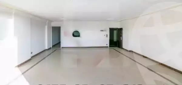 https://aqarmap.com.eg/ar/listing/6170103-for-rent-alexandria-glim