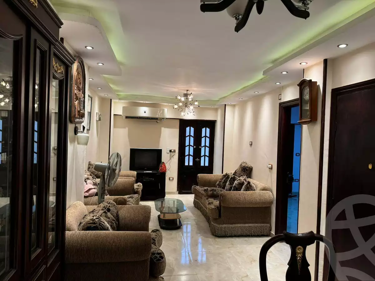 https://aqarmap.com.eg/en/listing/6171597-for-sale-cairo-shoubra-el-sahel-kashkosh-st