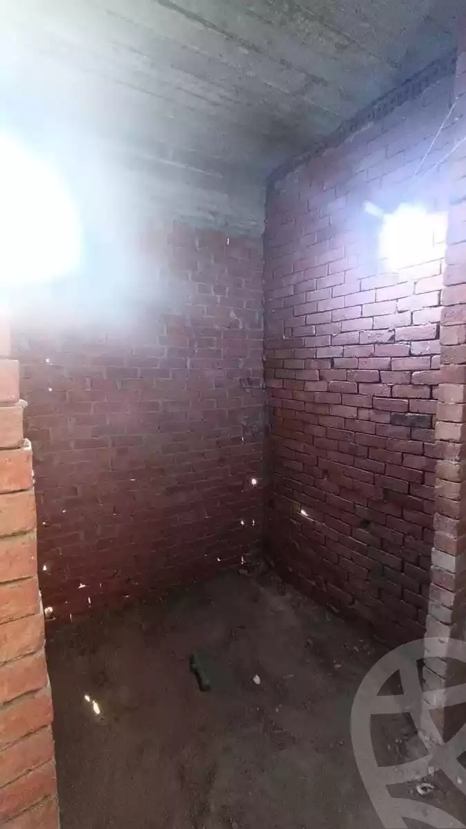 https://aqarmap.com.eg/ar/listing/6171634-for-sale-qalyubia-el-khsos-izbat-el-nakhl