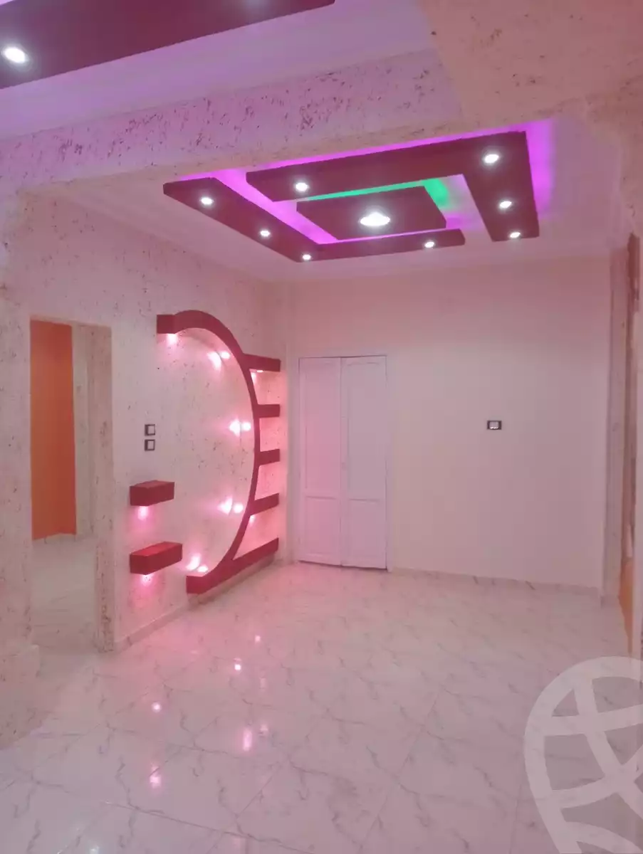 https://aqarmap.com.eg/en/listing/6172039-for-sale-qalyubia-shubra-el-khaima-om-bayoumi