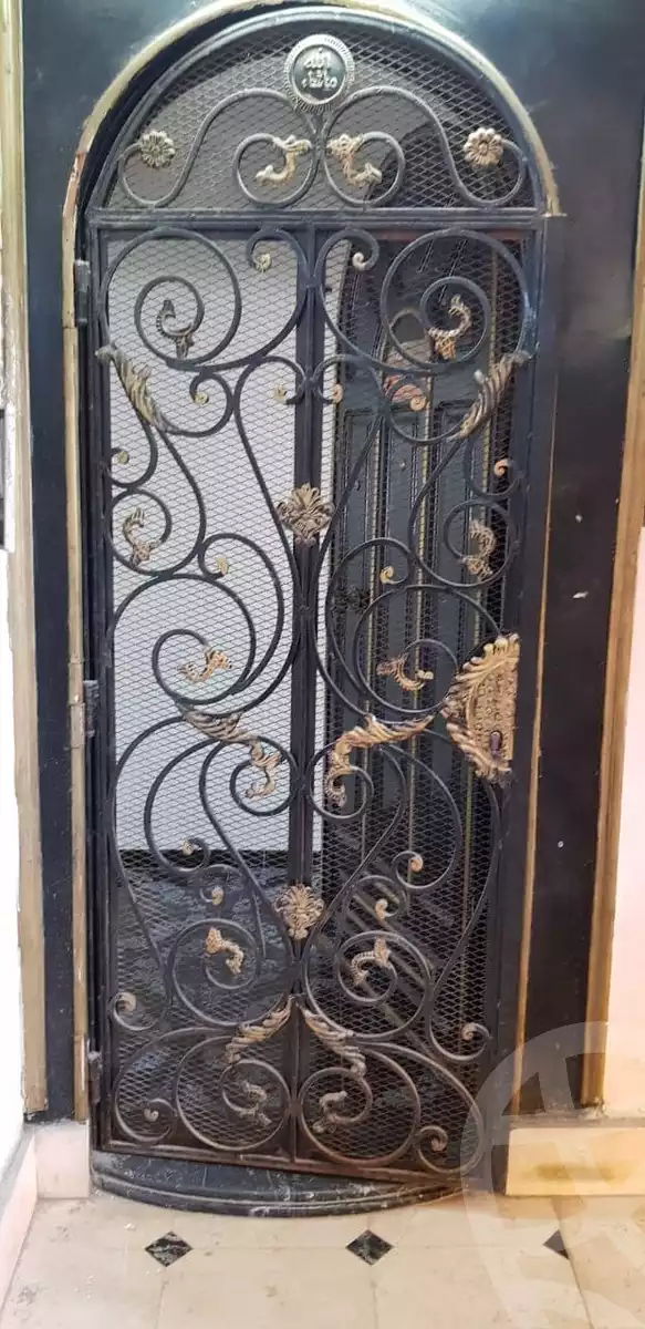 https://aqarmap.com.eg/en/listing/6172093-for-sale-cairo-helwan-helwan-el-sharkeya-saleh-sobhy-st