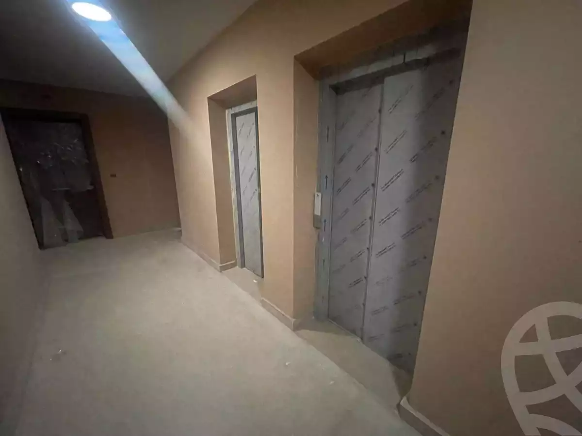 https://aqarmap.com.eg/en/listing/6172779-for-rent-cairo-el-sheikh-zayed-city-compounds-kmbwnd-fyldj-wyst-dr-llttwyr