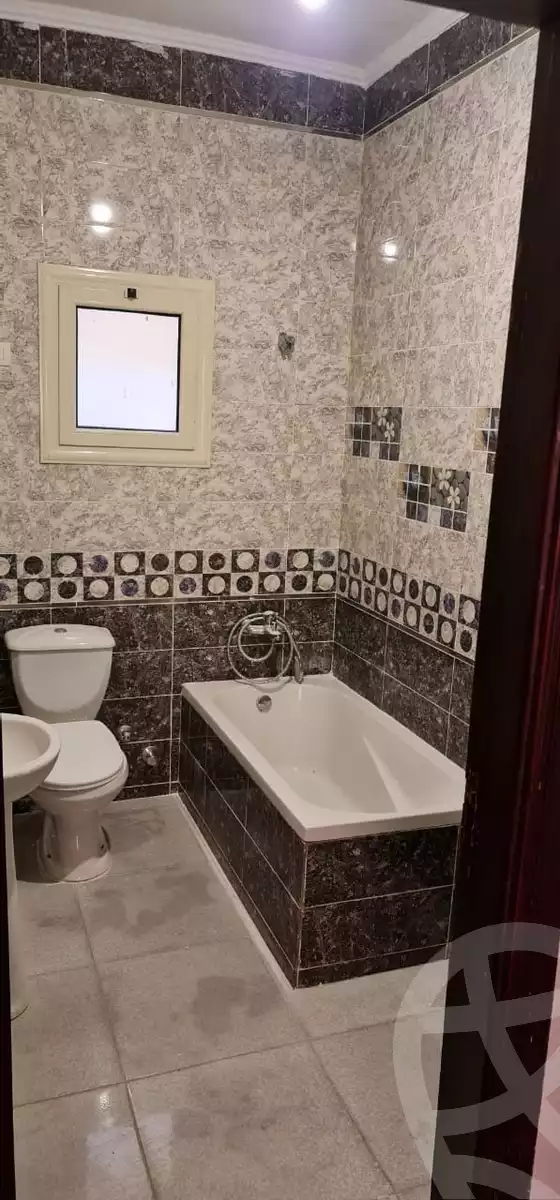 https://aqarmap.com.eg/en/listing/6175727-for-rent-cairo-new-cairo-el-narges-el-narges-8-omar-makram-street