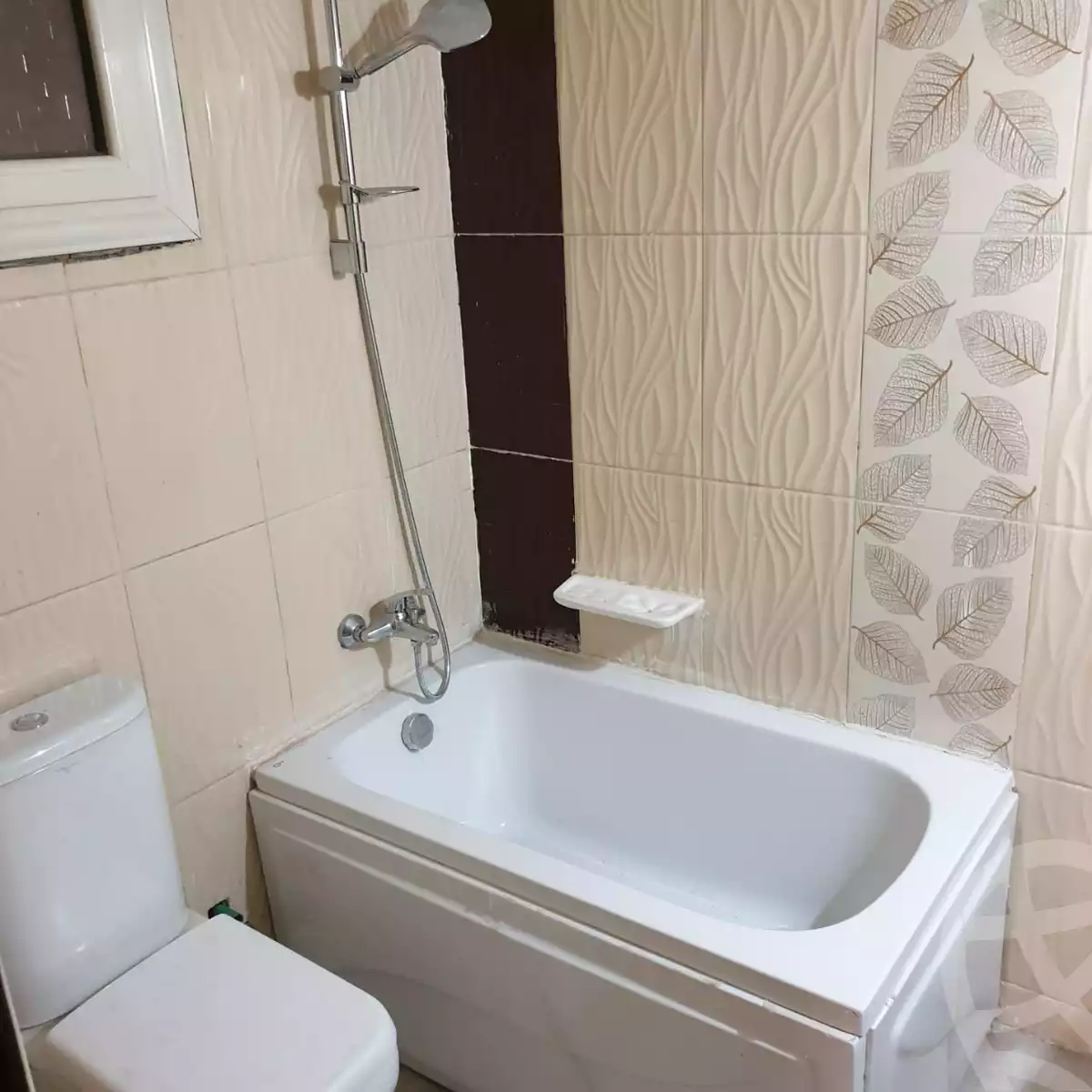 https://aqarmap.com.eg/en/listing/6175727-for-rent-cairo-new-cairo-el-narges-el-narges-8-omar-makram-street