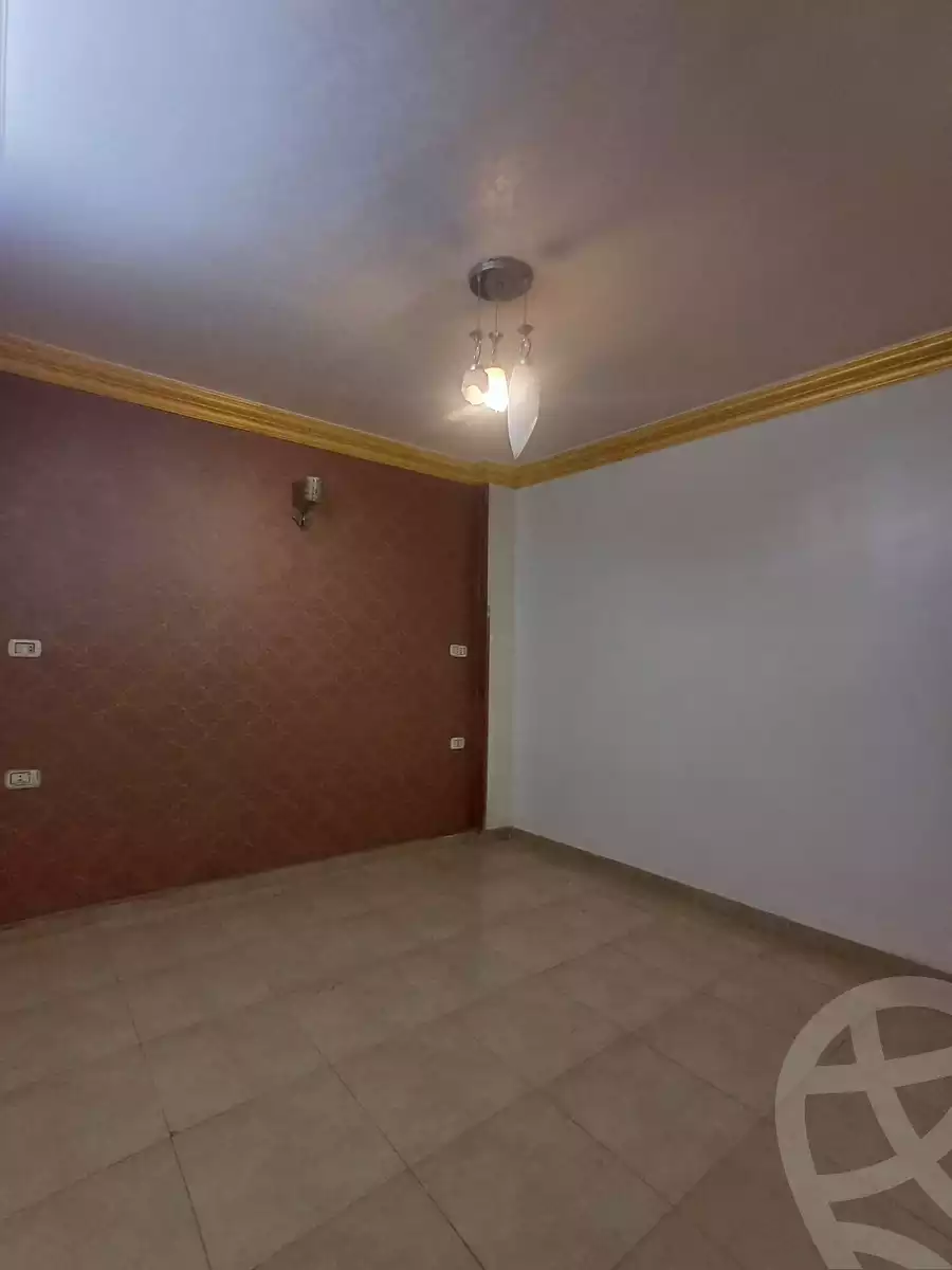 https://aqarmap.com.eg/ar/listing/6176177-for-sale-qalyubia-shubra-el-khaima-om-bayoumi