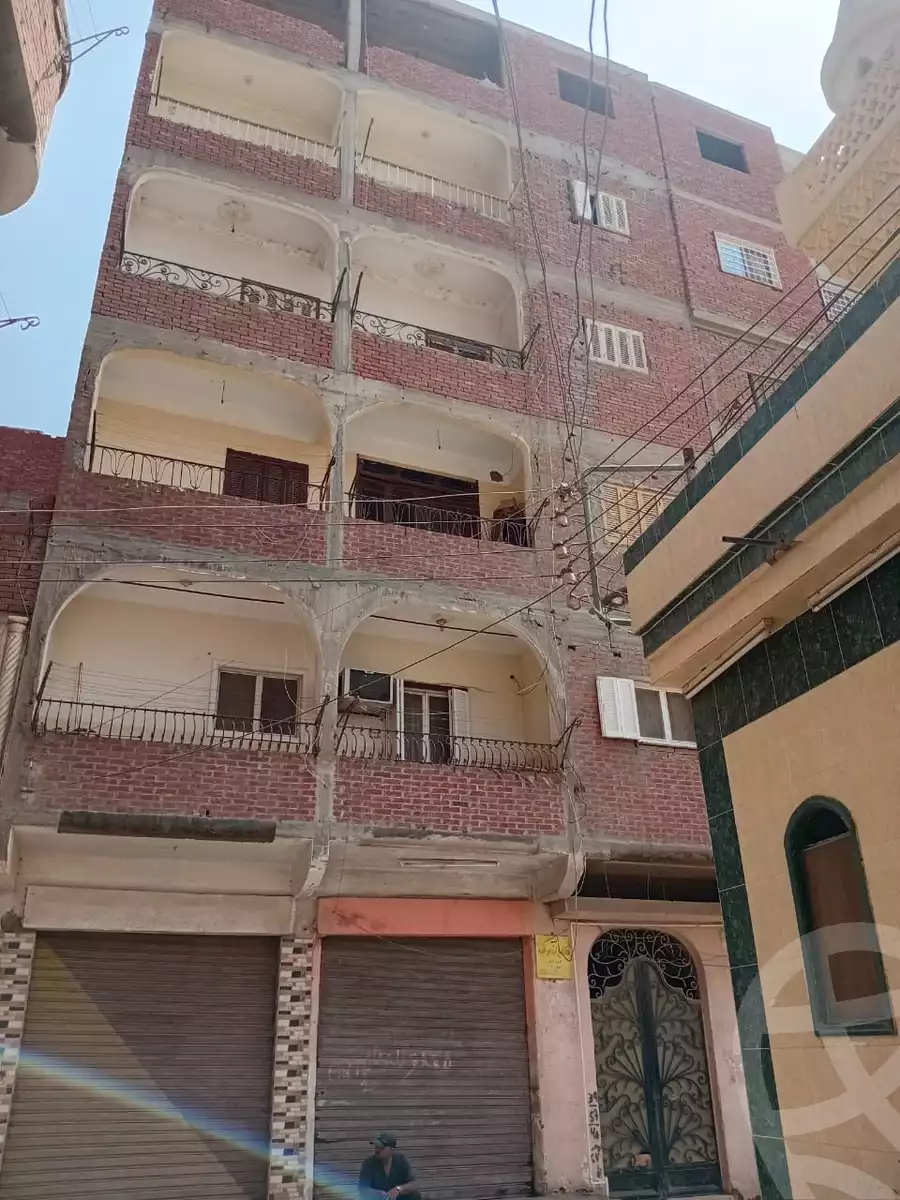 https://aqarmap.com.eg/en/listing/6176990-for-sale-sharqia-zagazig-zagazig-city-el-hag-hussein-st
