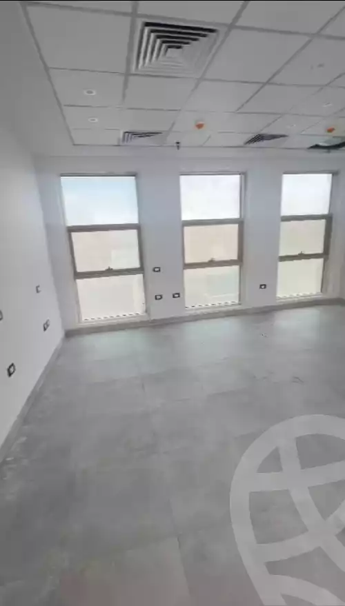 https://aqarmap.com.eg/ar/listing/6177618-for-rent-cairo-new-cairo-90th-street-south-teseen-st