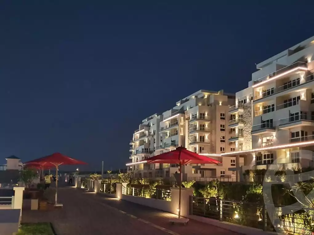 https://aqarmap.com.eg/ar/listing/6178261-for-sale-cairo-new-cairo-compounds-mwntn-fyw-y-syty-club-park-mountain-view-icity