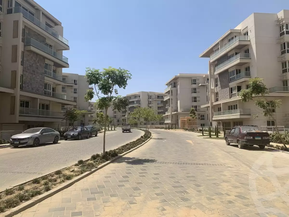https://aqarmap.com.eg/ar/listing/6178529-for-sale-cairo-new-cairo-compounds-mwntn-fyw-y-syty-club-park-mountain-view-icity