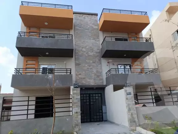 https://aqarmap.com.eg/en/listing/6180954-for-sale-cairo-el-shorouk-lhy-lthlth-grb-neighbourhood-2