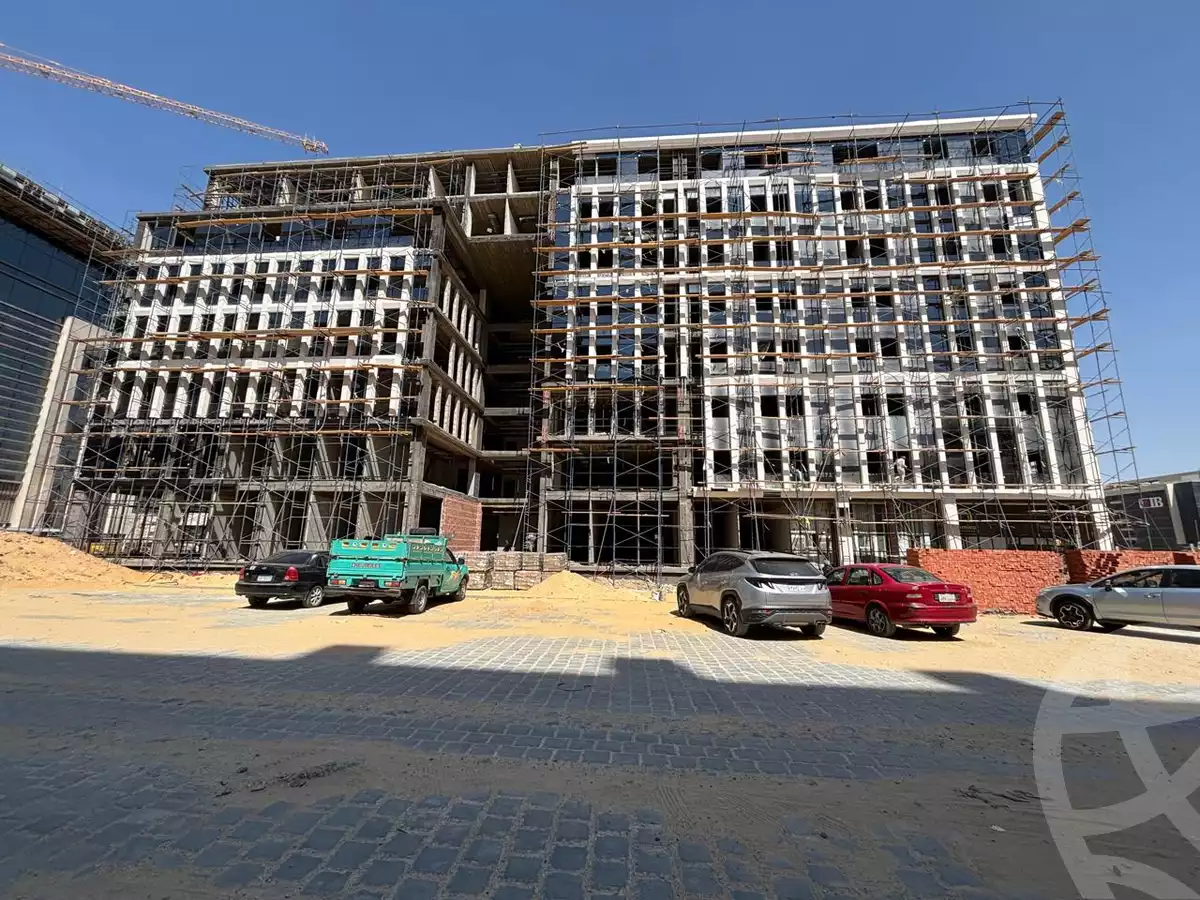 https://aqarmap.com.eg/ar/listing/6181008-for-sale-cairo-new-administrative-capital-lhy-lmly-thry-skwyr-twr-dwmynr