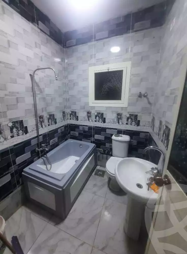 https://aqarmap.com.eg/en/listing/6182389-for-sale-qalyubia-shubra-el-khaima
