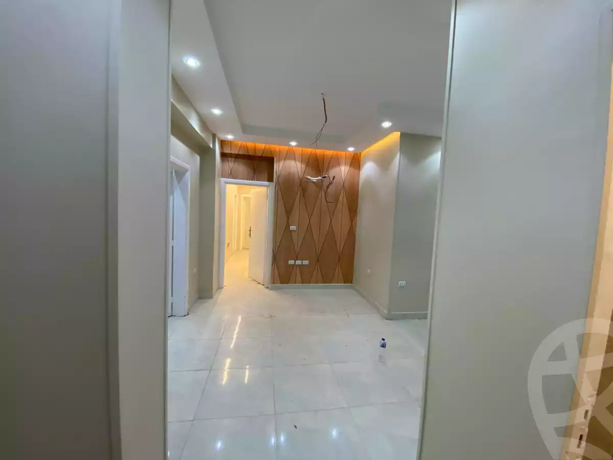 https://aqarmap.com.eg/en/listing/6182463-for-rent-cairo-downtown-tl-t-hrb