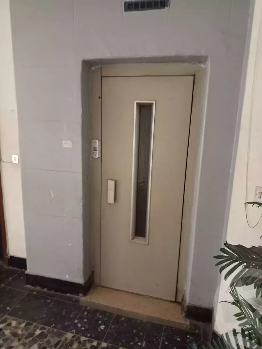https://aqarmap.com.eg/ar/listing/6182556-for-rent-cairo-downtown-el-qasr-el-ayni