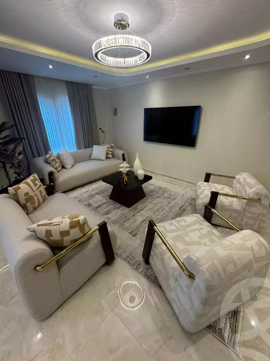 https://aqarmap.com.eg/ar/listing/6182598-for-sale-cairo-new-cairo-compounds-mwrd-fq-llttwyr