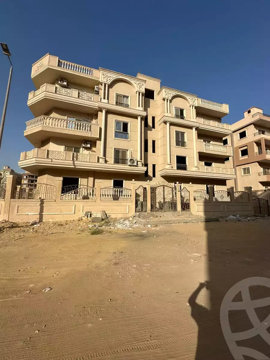 https://aqarmap.com.eg/ar/listing/6161888-for-sale-cairo-new-cairo-el-kornfol-el-kornfol-1