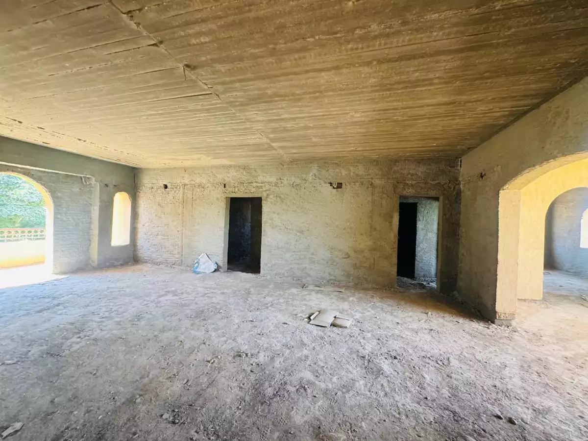 https://aqarmap.com.eg/en/listing/6182780-for-sale-cairo-new-cairo-madinaty-lmntq-lwl-fylt-talaat-mostafa-rd