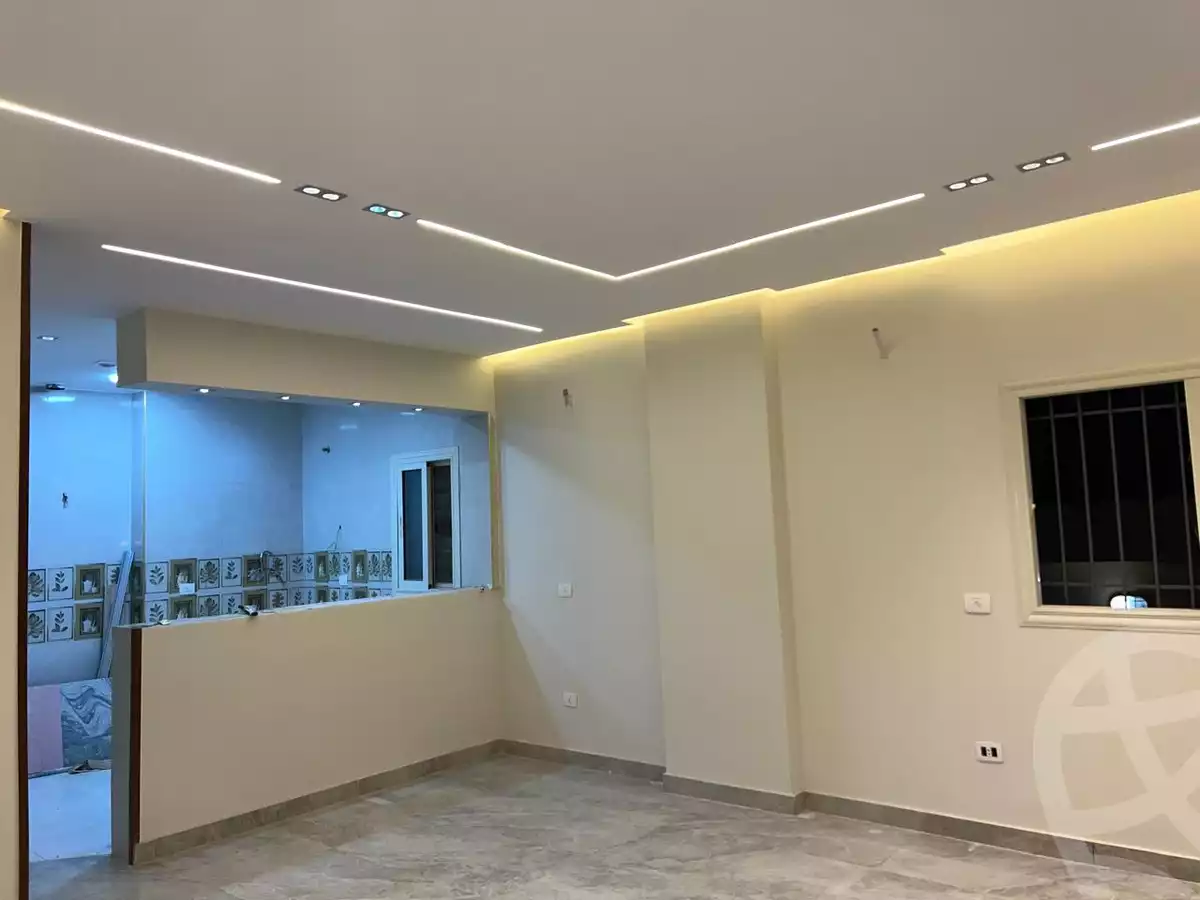 https://aqarmap.com.eg/ar/listing/6182810-for-rent-cairo-new-cairo-ganob-el-akadamiya-south-academy-h-el-shaheed-hassan-abo-seada-st