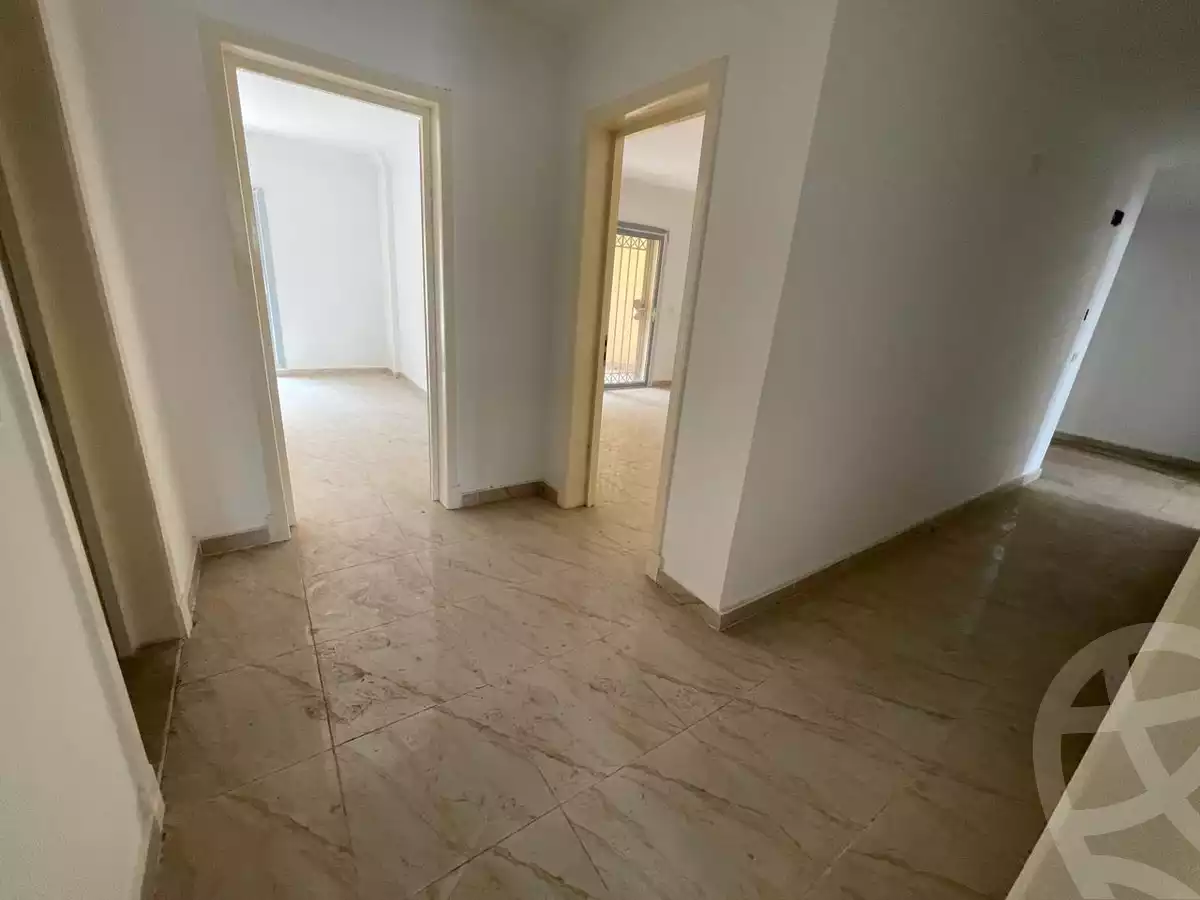 https://aqarmap.com.eg/ar/listing/6182870-for-sale-cairo-new-cairo-madinaty-first-zone-buildings-17th-st.