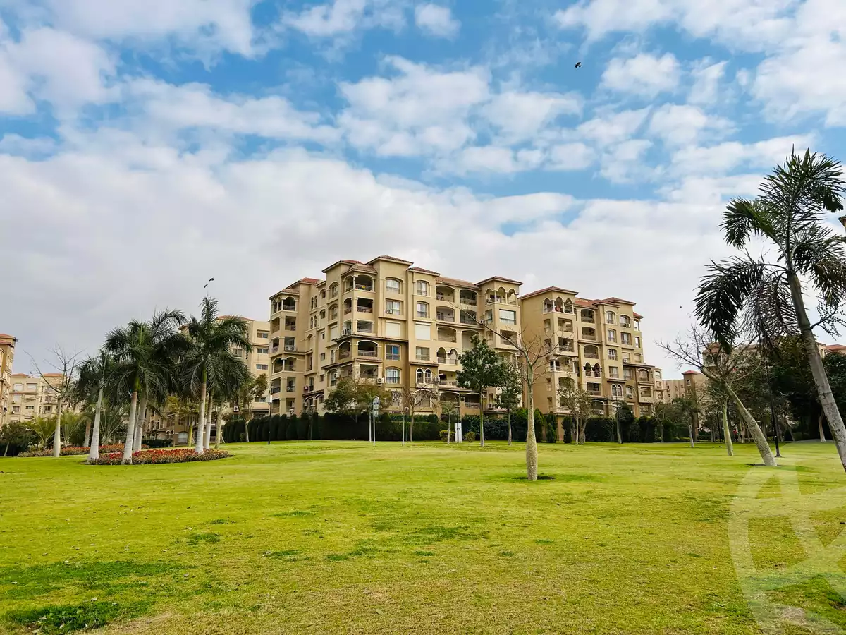https://aqarmap.com.eg/ar/listing/6182870-for-sale-cairo-new-cairo-madinaty-first-zone-buildings-17th-st.