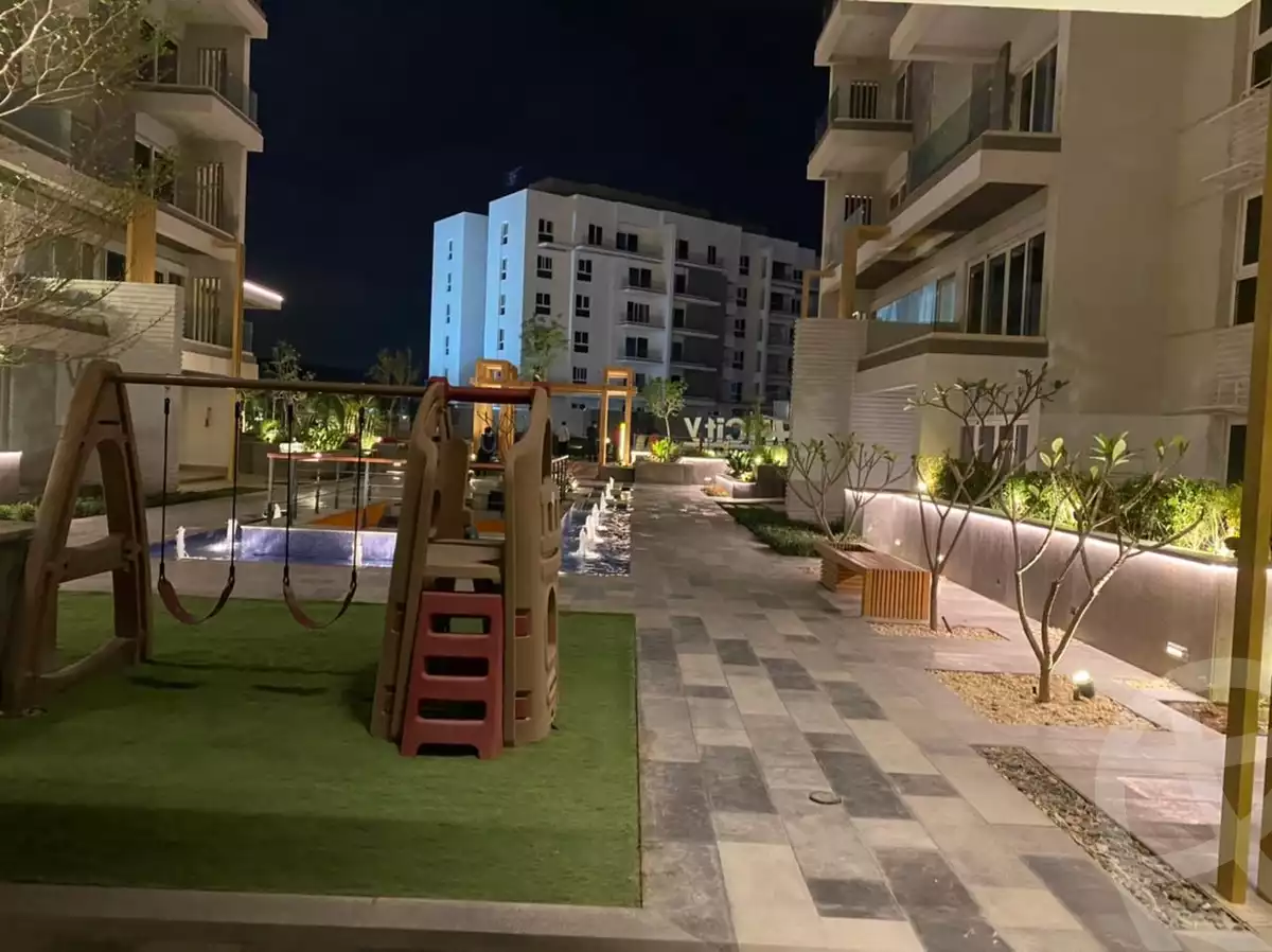 https://aqarmap.com.eg/ar/listing/6183472-for-sale-cairo-new-cairo-compounds-mwntn-fyw-y-syty-creek-park-mountain-view-icity