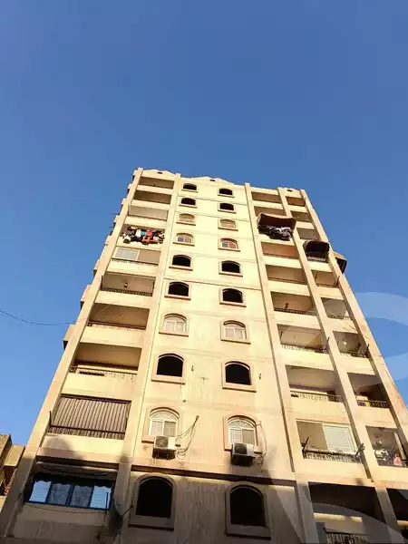 https://aqarmap.com.eg/en/listing/6186098-for-sale-cairo-shoubra-el-sahel-gesr-al-bahr-st