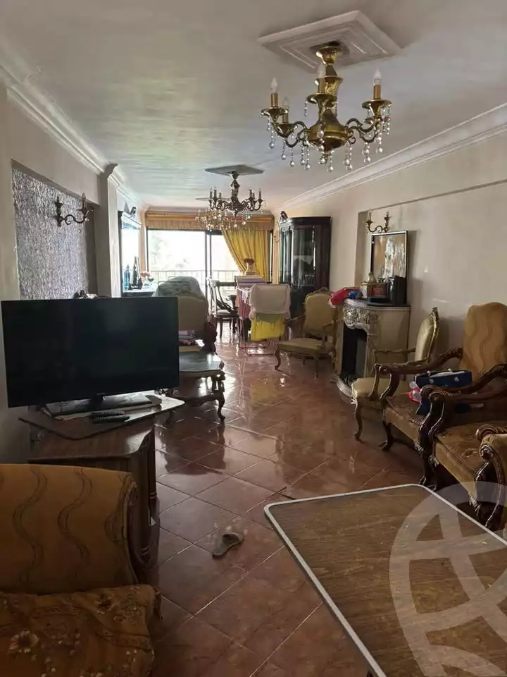 https://aqarmap.com.eg/ar/listing/6186300-for-sale-alexandria-lauran
