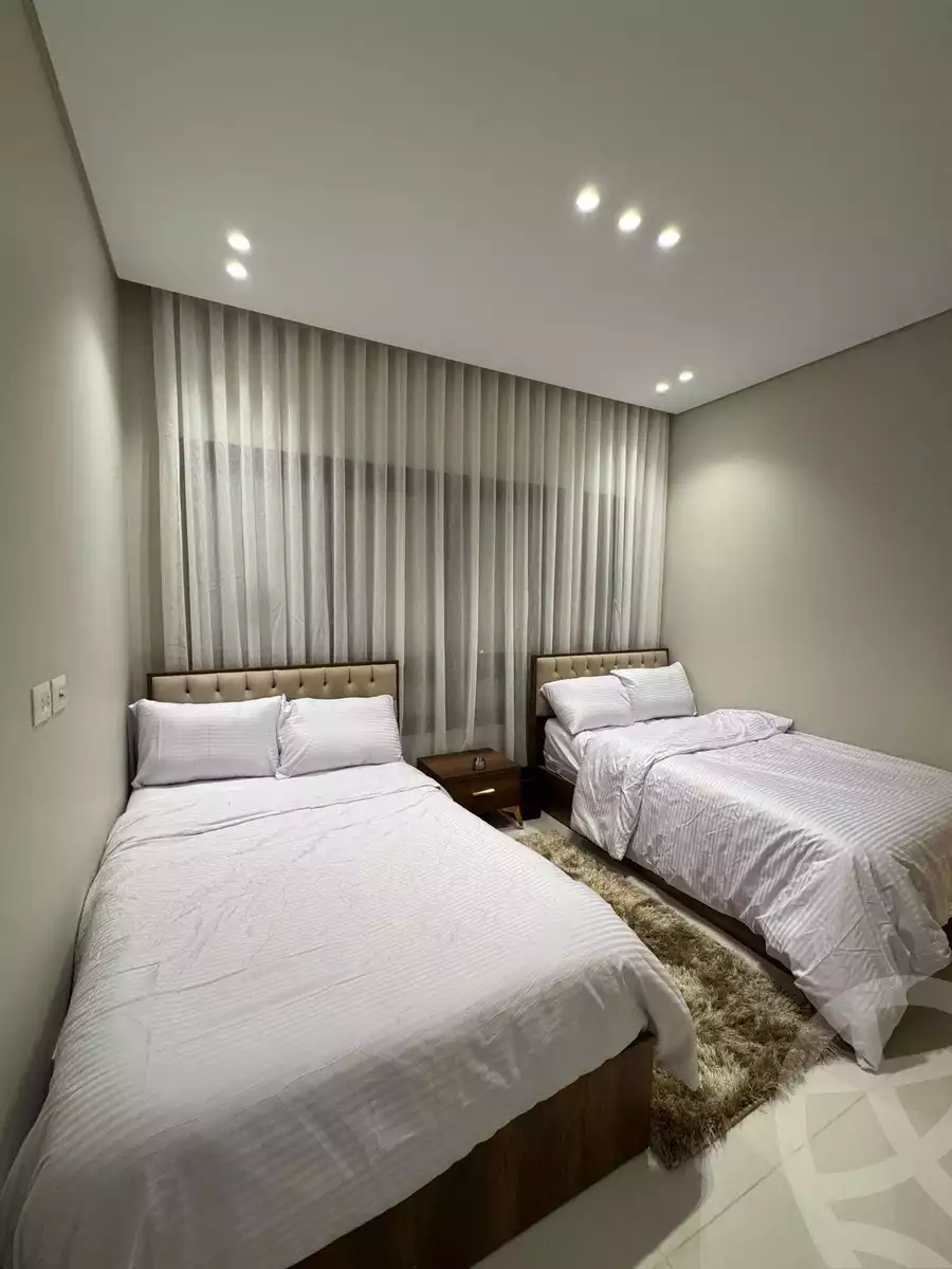 https://aqarmap.com.eg/ar/listing/6186755-for-sale-cairo-el-sheikh-zayed-city-compounds-kmbwnd-wn-16-swdyk